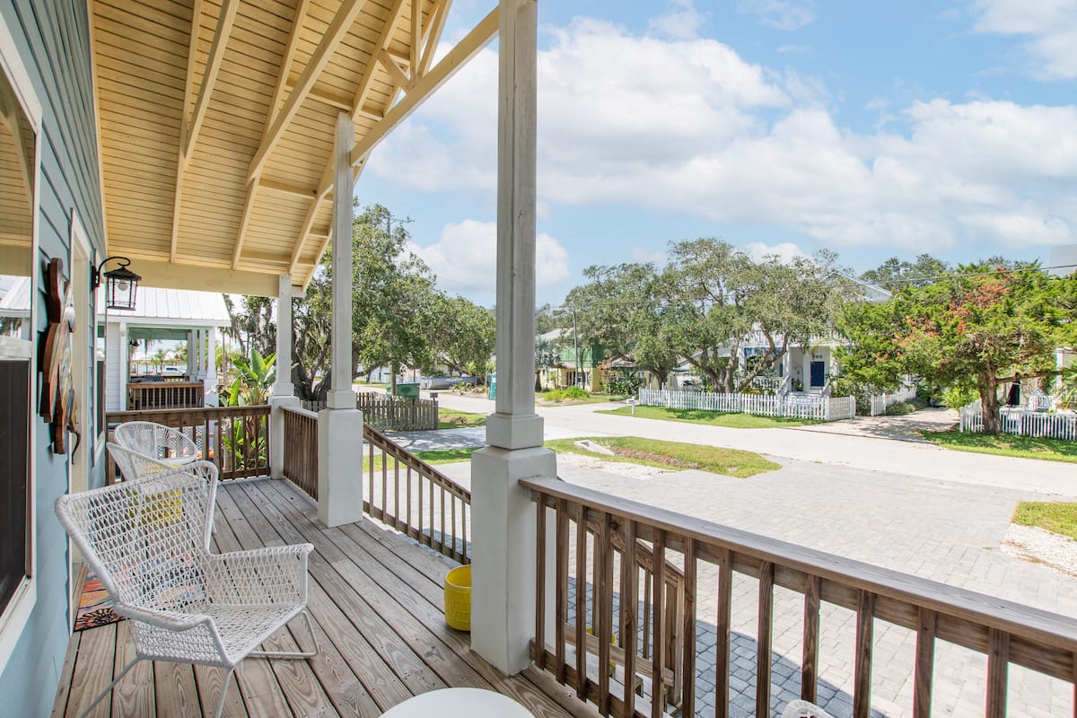Front porch at The Salty Anchor